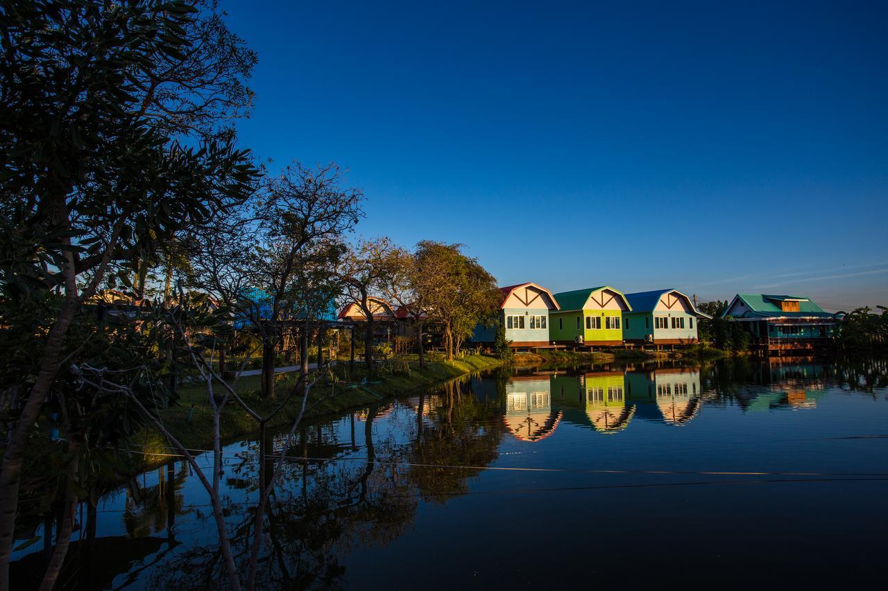 Baan Tor Mai Resort Suphan Buri Exterior foto